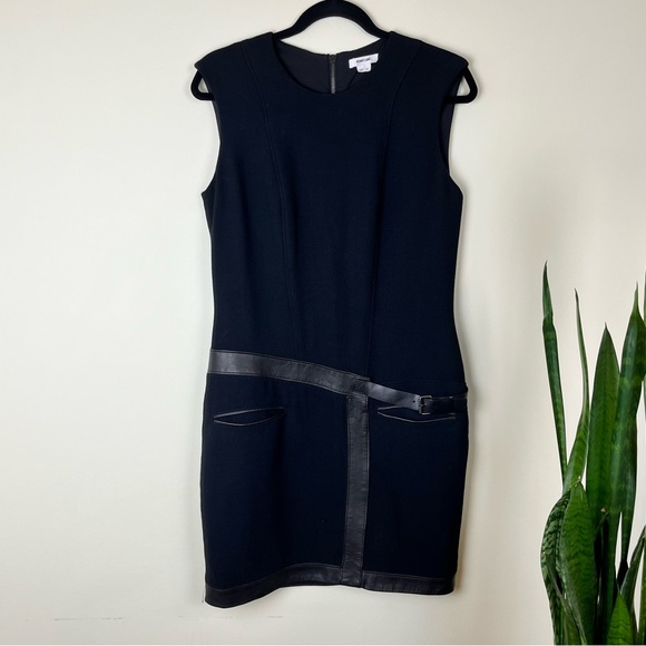 Helmut Lang Sleeveless Wool Dress with Black Leather Buckle - Picture 6 of 14